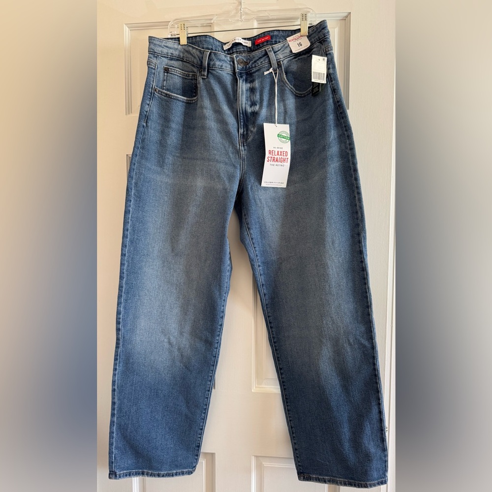 Celebrity Pink The Retro High Rise Relaxed Straight Jeans